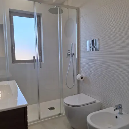 Apartman Tra Templi E Mare 2 *