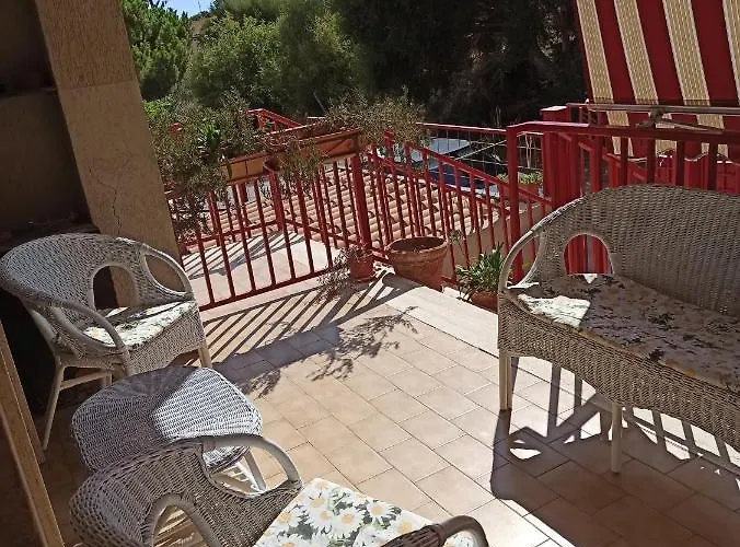 Apartmán Tra Templi E Mare 2 *